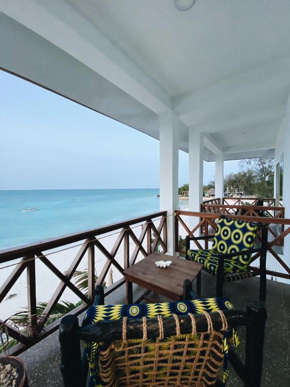 Crystal Beach Nungwi Hotel and Restaurant